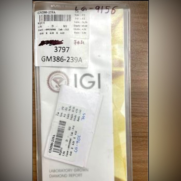 1.54ct IGI NEW Asscher Cut Lab Grown Diamond. SI1 Clarity @ D in color. - Picture 2 of 6